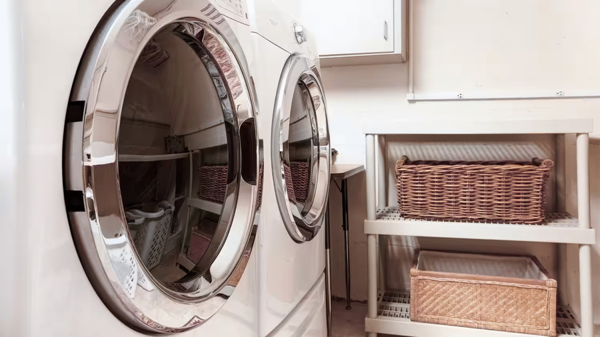 Should I Get a Gas or Electric Dryer? A Complete Buyer’s Guide Should I Get a Gas or Electric Dryer? A Complete Buyer’s Guide